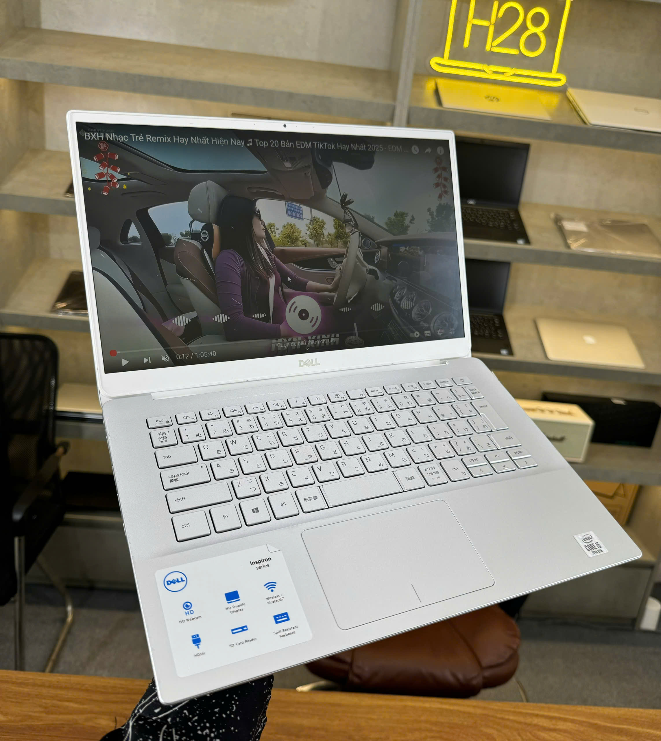 z6377020853657_def1160f7031478dc8240e8307f48910