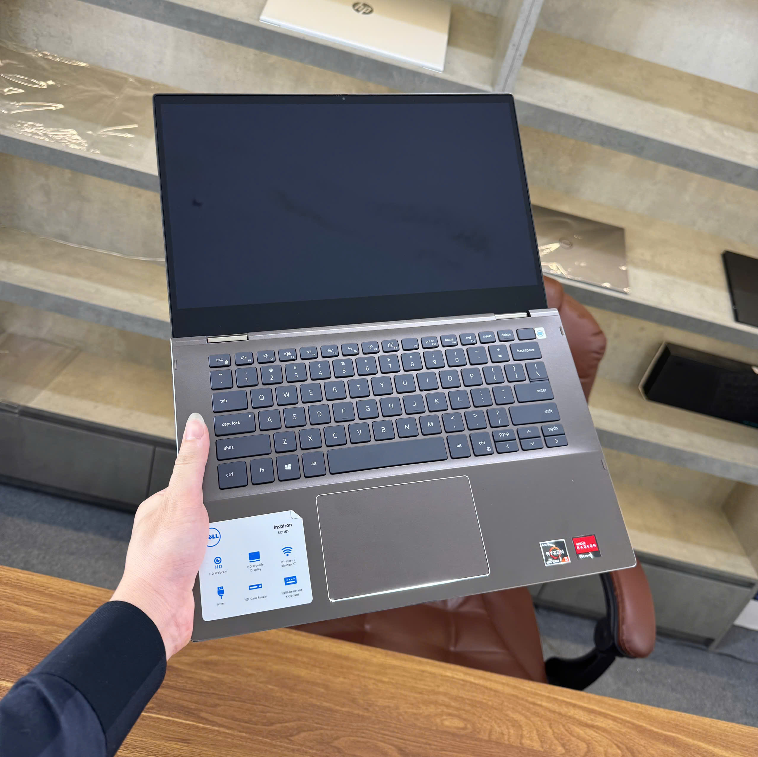 z6769303181286_258608bc0cd049fb9d0bf4dae03f3b4d