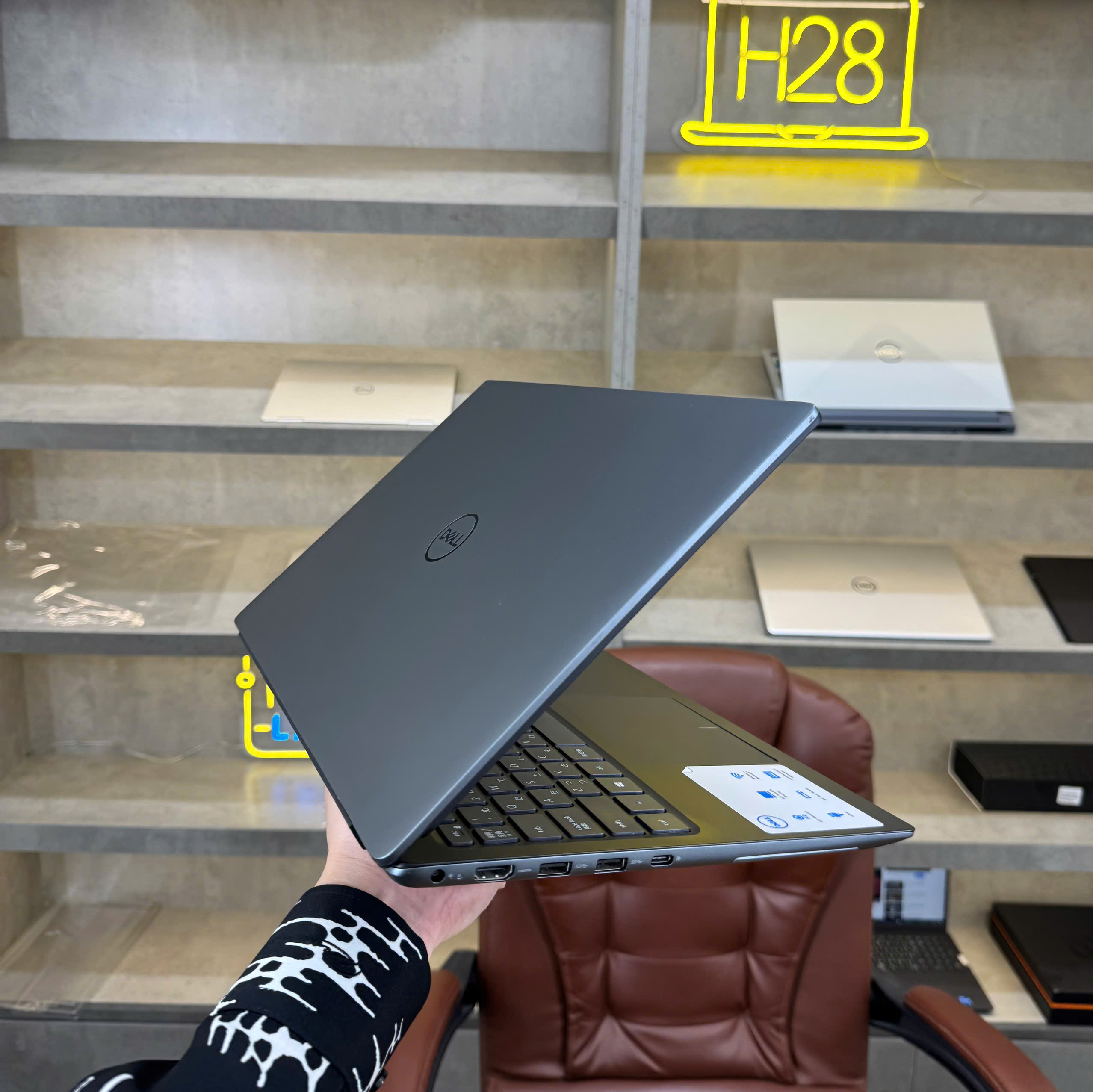 z7060427497184_6da55c59bb1424f6ee9ea4e0f490e33f