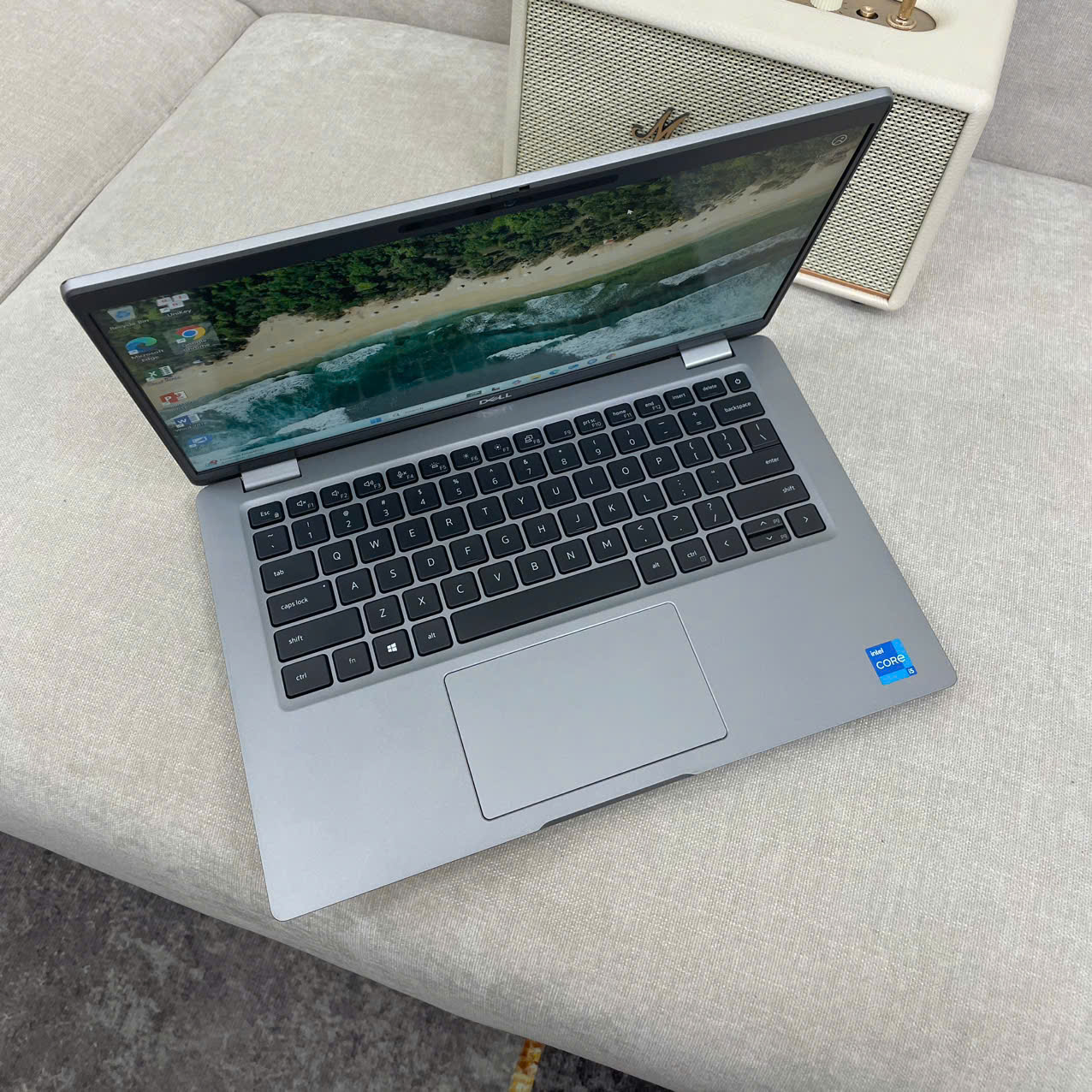 z7085310558009_ca4374b7ca6ff7546b254ffa6c3e2da1