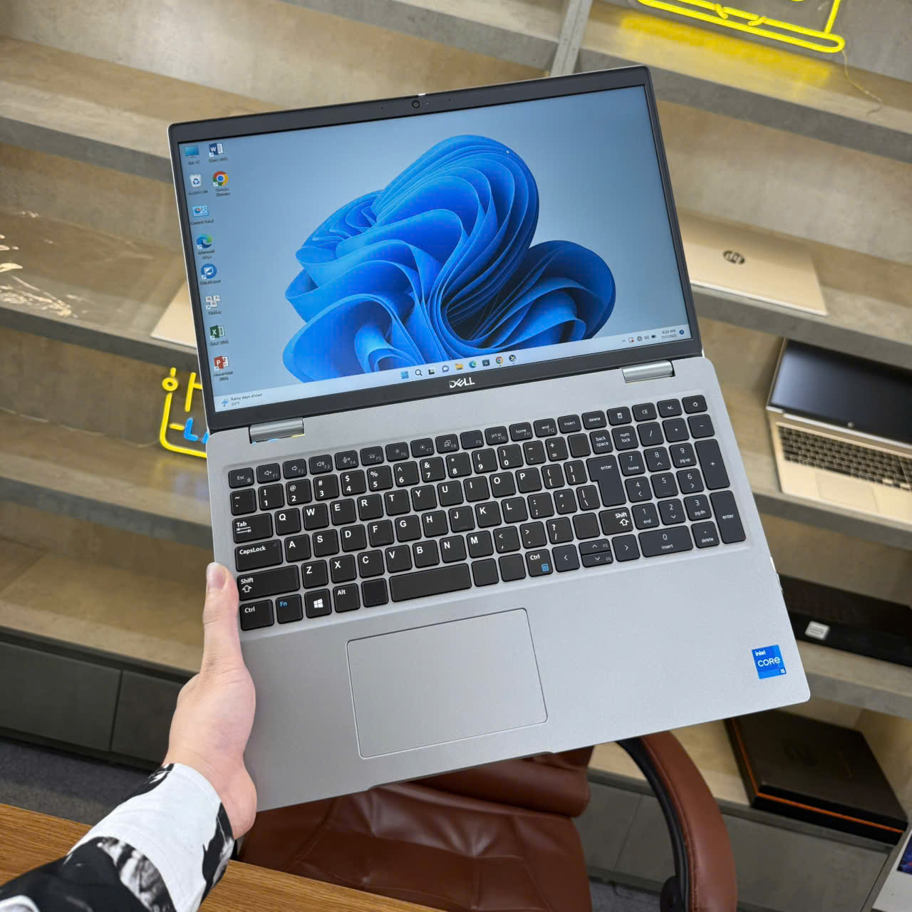 z7179813501723_56cc45396b48b2b0a2d04e0a22e1c406